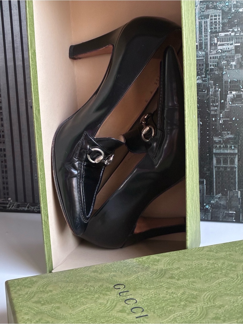 Gucci Black Leather Horsebit Mid-Heel Pumps - Picture 7 of 8